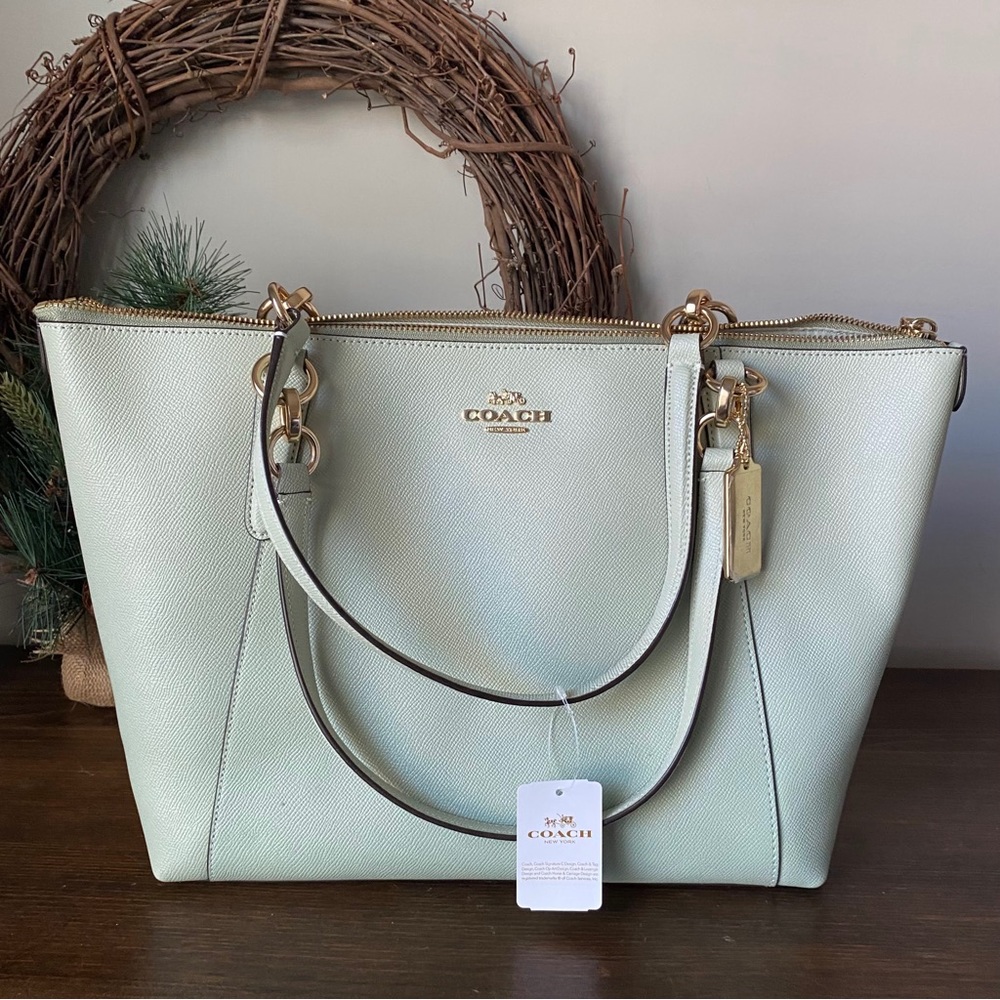 NWT Coach Ava Green Tote